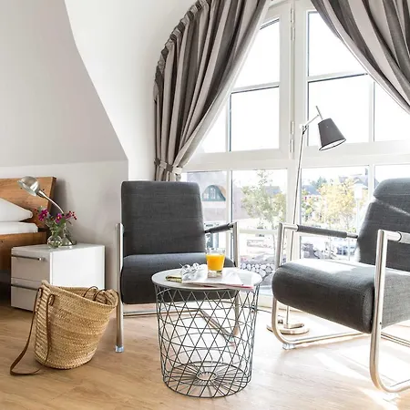 Schilfrohrsaenger 36 * Fuhlendorf (Mecklenburg-Vorpommern)